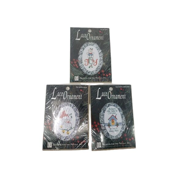 Lace Ornament Kits VTG 1992 Designs For The Needle Sealed NOS Santa Bear Home - Picture 1 of 15